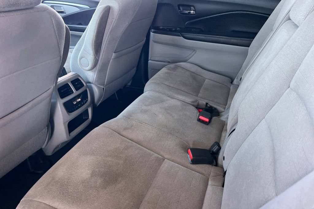 Used 2019 Honda Pilot EX image 14