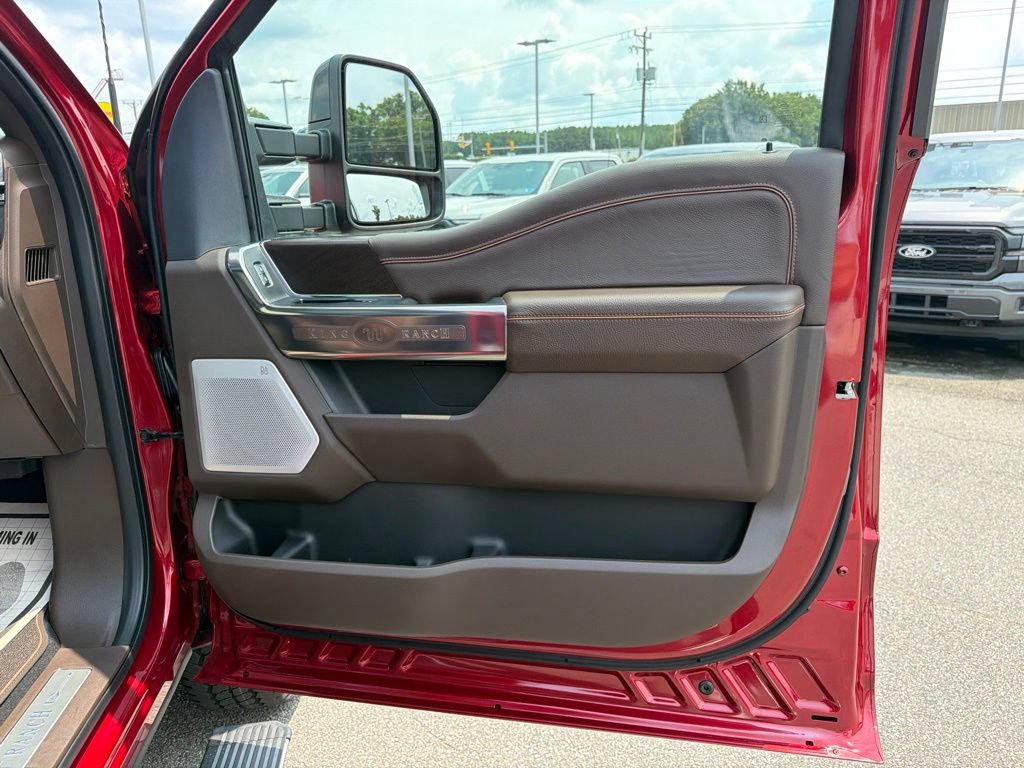 New 2026 Ford F250 4x4 Crew Cab Super Duty image 23