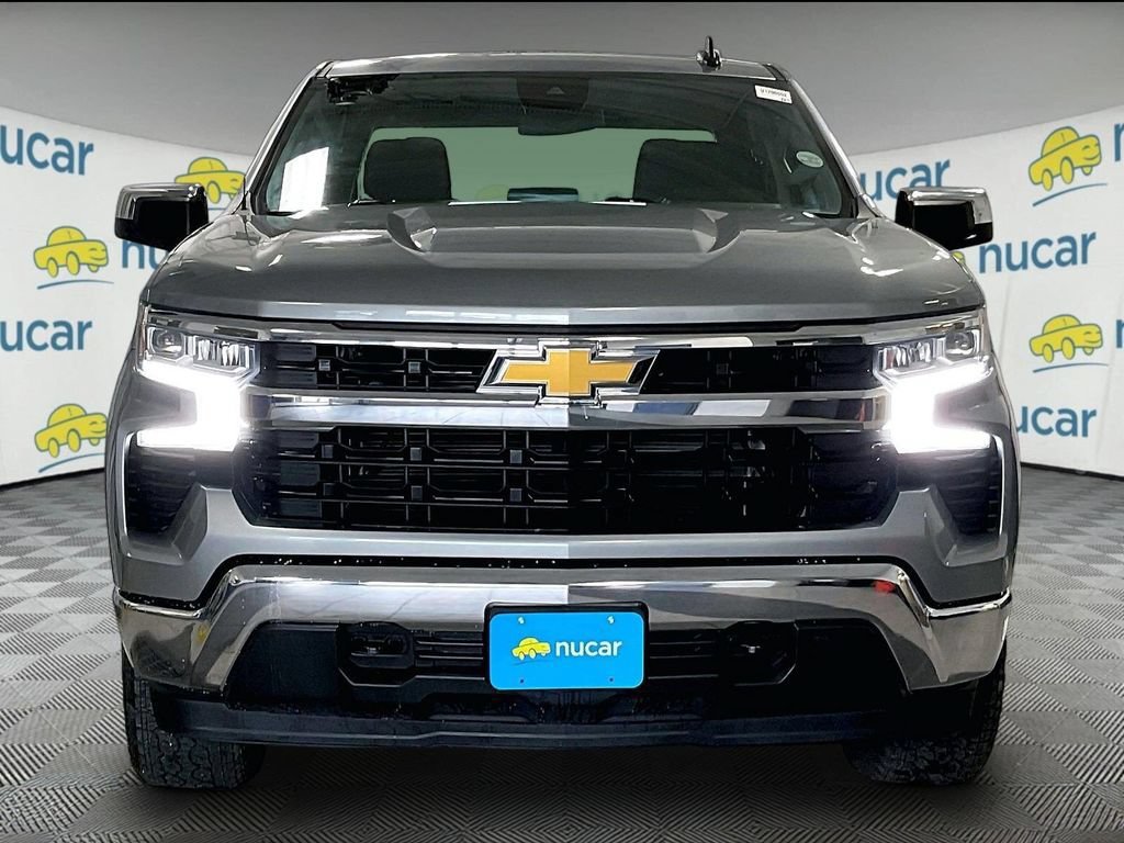 Used 2023 Chevrolet Silverado 1500 LT w/ Z71 Off-Road Package AWD/4WD image 2