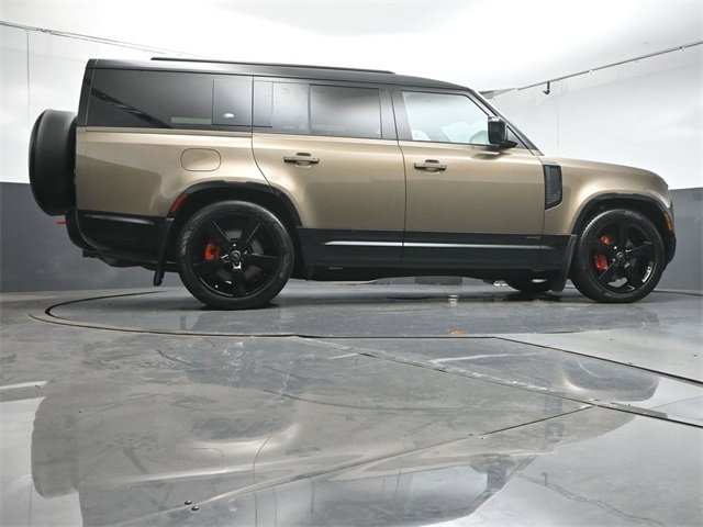 Used 2024 Land Rover Defender 130 X image 39