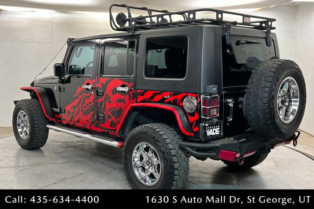 Used 2008 Jeep Wrangler Unlimited Rubicon w/ Dual Top Group AWD/4WD image 3