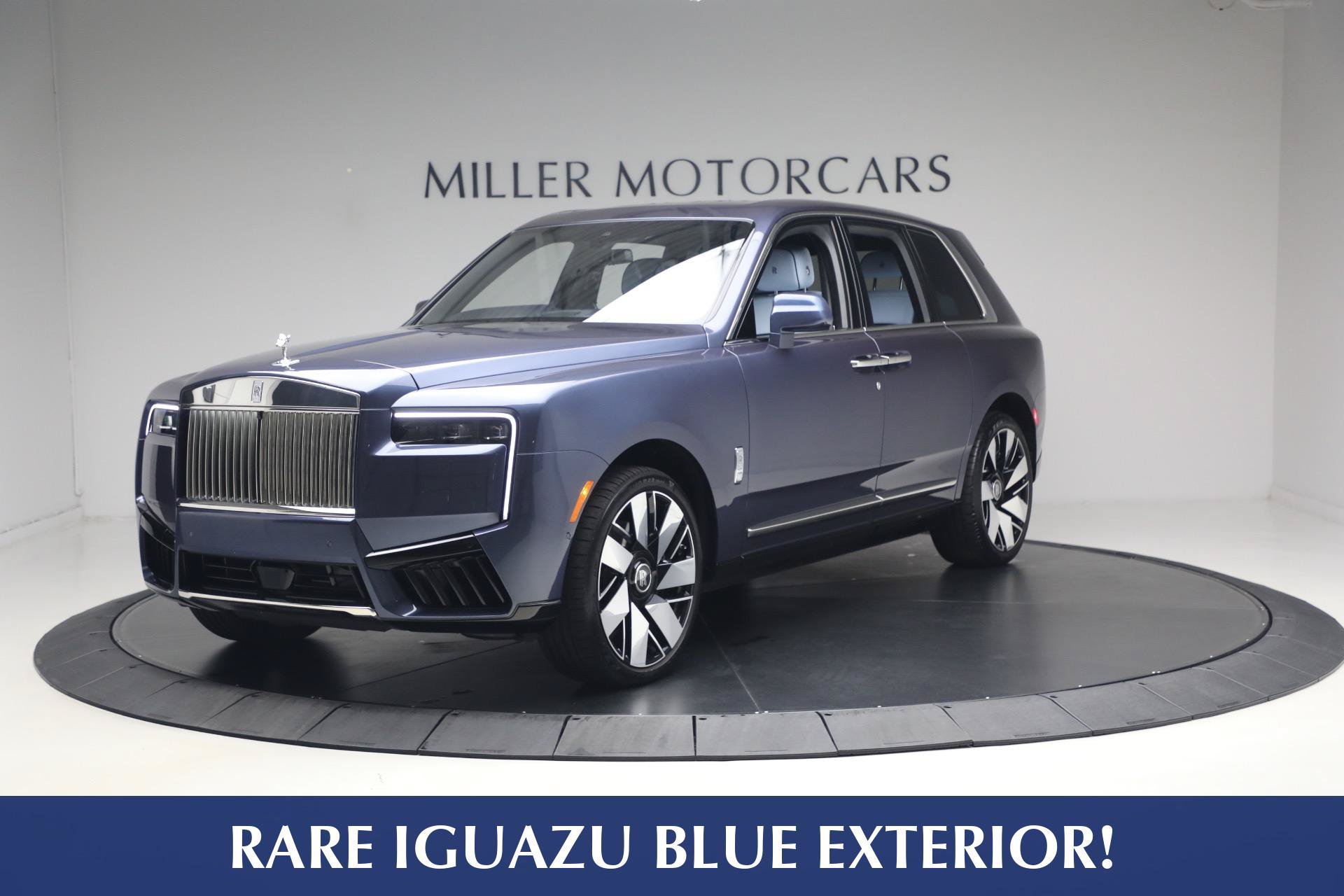 Certified 2025 Rolls-Royce Cullinan AWD/4WD image 1