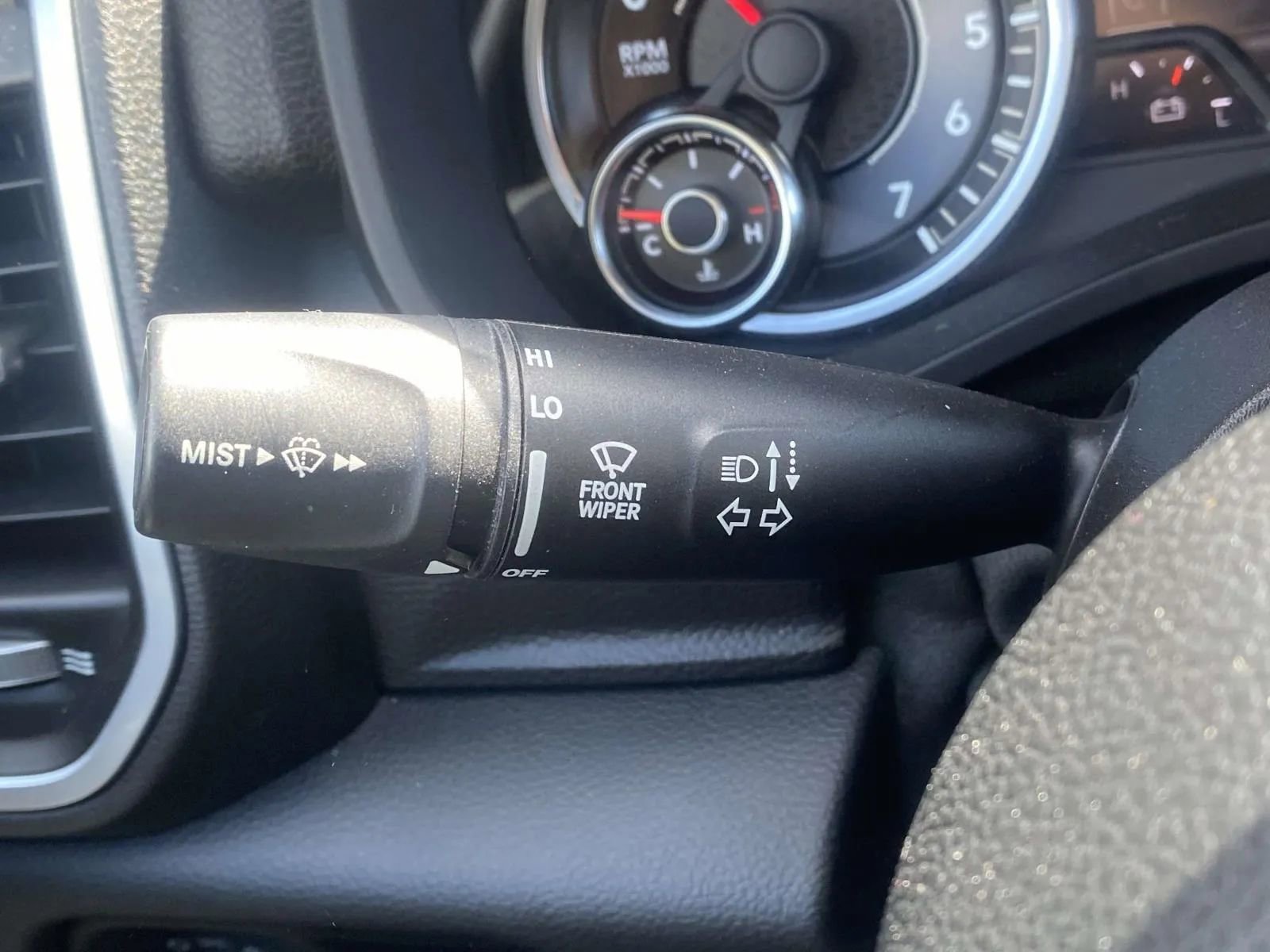 Used 2021 RAM 1500 Big Horn AWD/4WD image 25