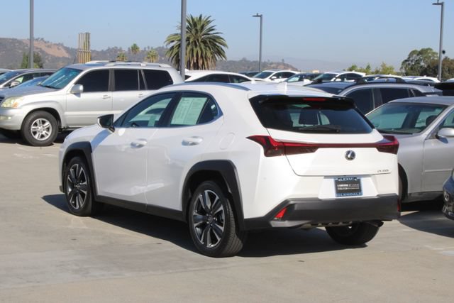 Certified 2025 Lexus UX 300h FWD image 19