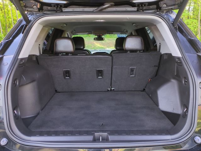 Used 2021 GMC Terrain SLT w/ Elevation Edition FWD image 23
