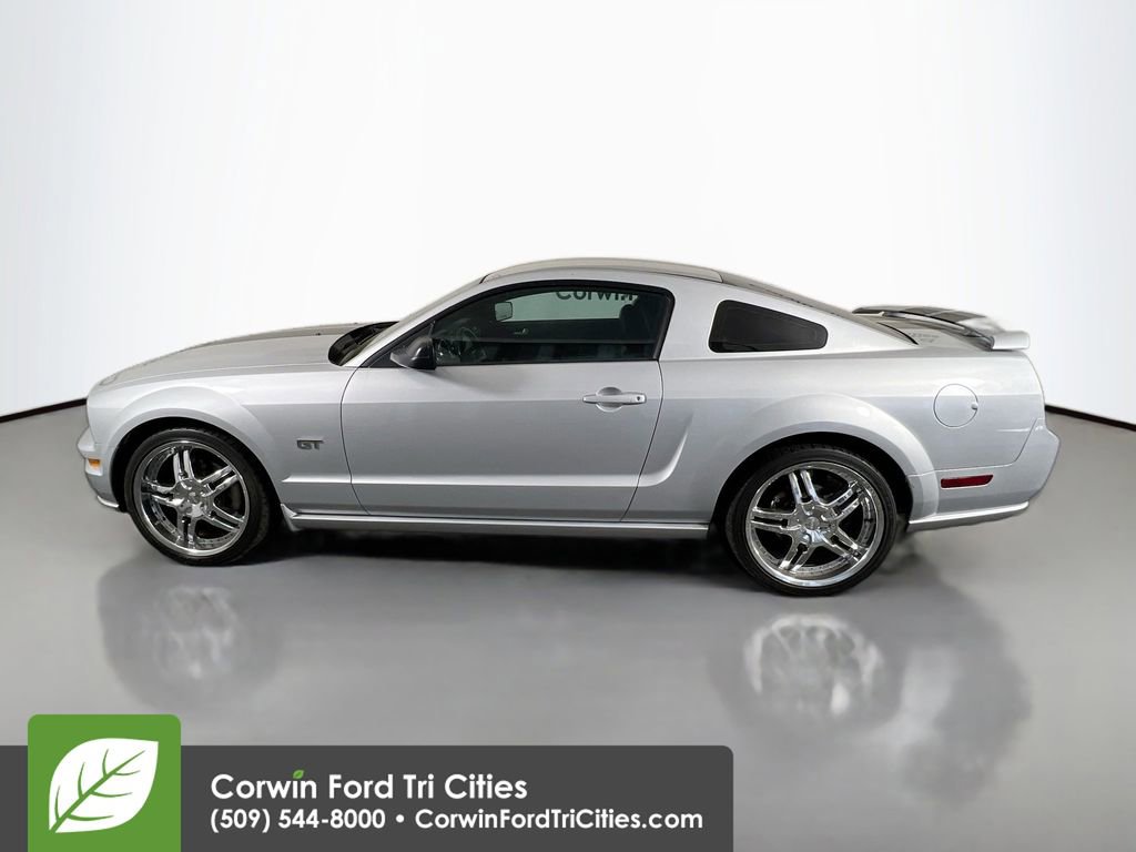 Used 2006 Ford Mustang GT Premium RWD image 6