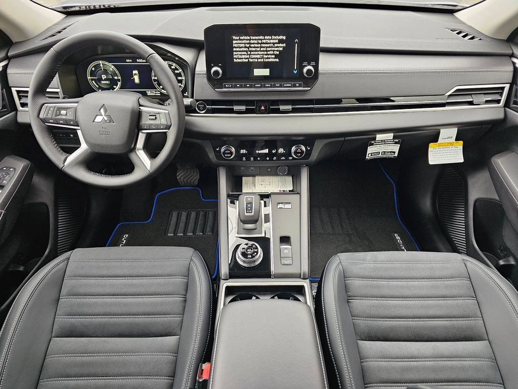 New 2025 Mitsubishi Outlander SE image 6