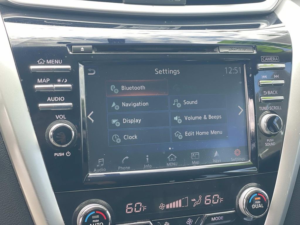 Used 2017 Nissan Murano Platinum w/ Platinum Technology Package FWD image 12