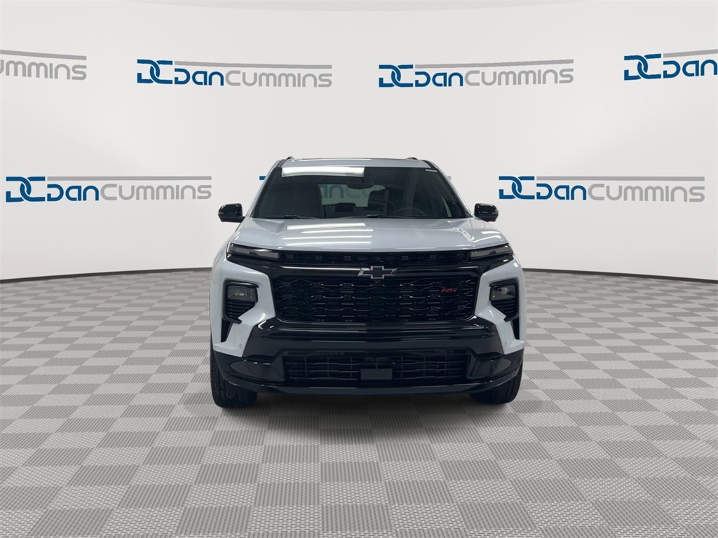 New 2026 Chevrolet Traverse RS w/ LPO, Floor Liner Package image 3