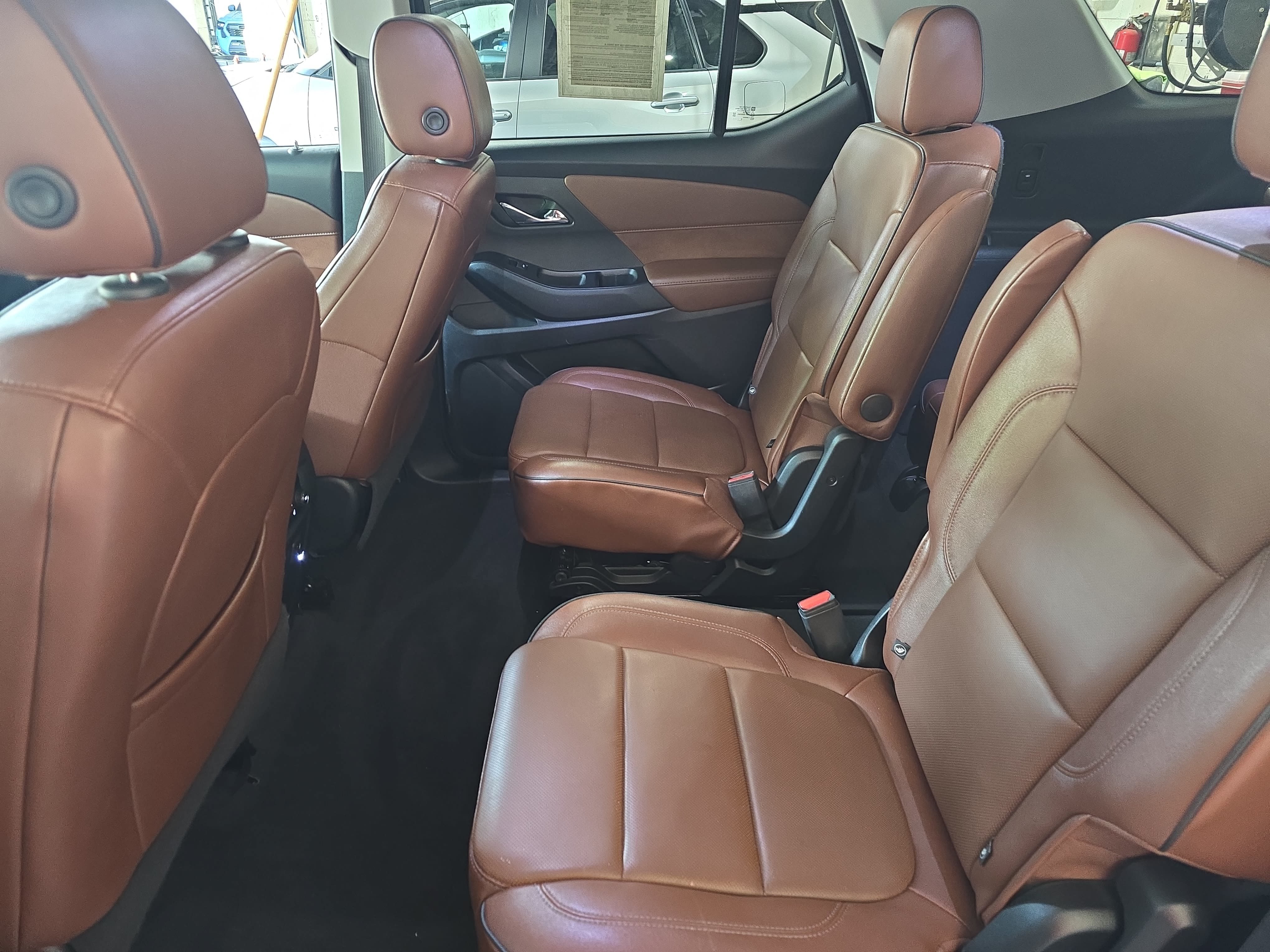 Used 2020 Chevrolet Traverse High Country AWD/4WD image 15