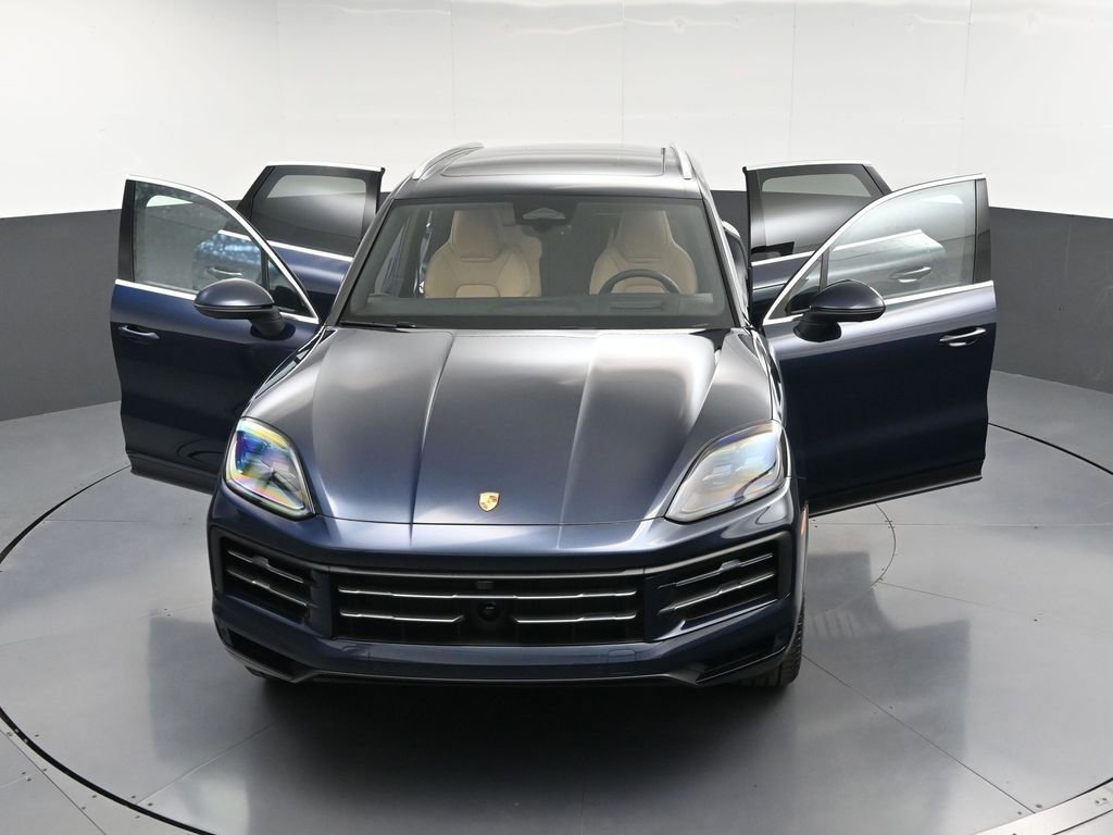 New 2026 Porsche Cayenne AWD/4WD image 33