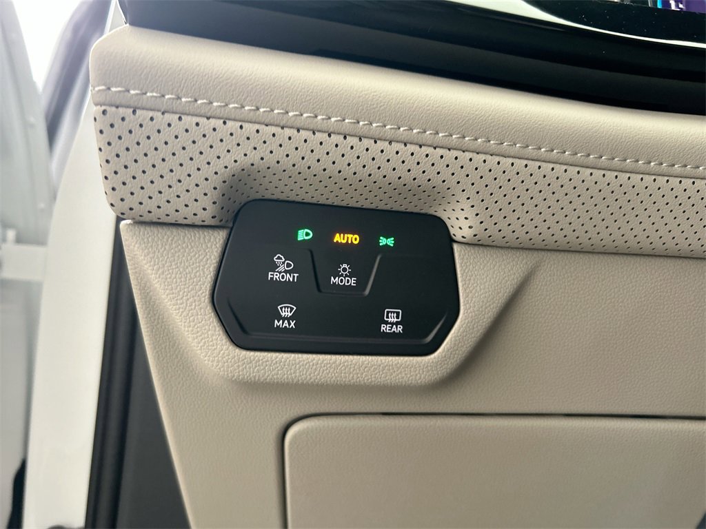 New 2026 Volkswagen Atlas SE image 16