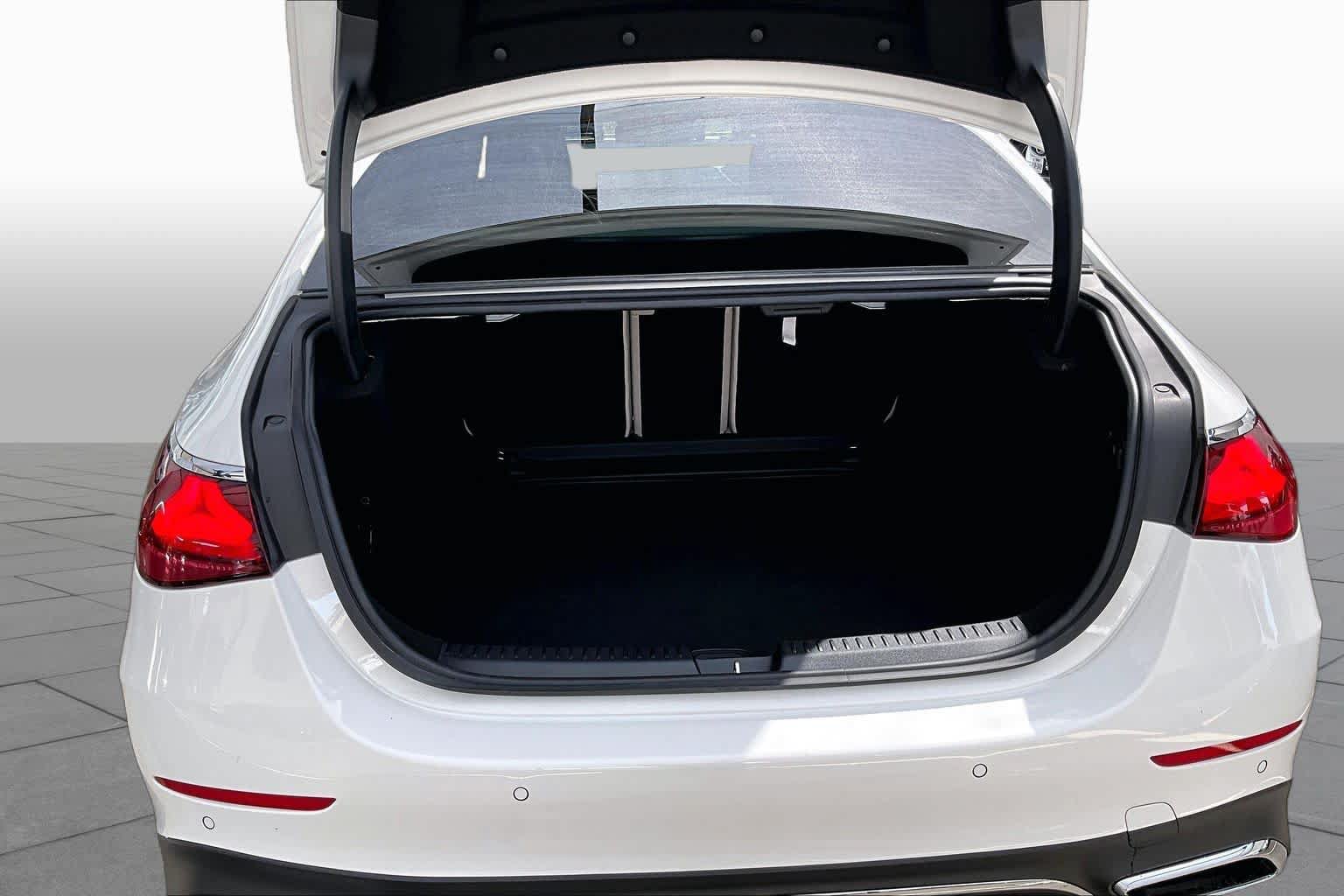 Certified 2026 Mercedes-Benz E 350 4MATIC Sedan image 36