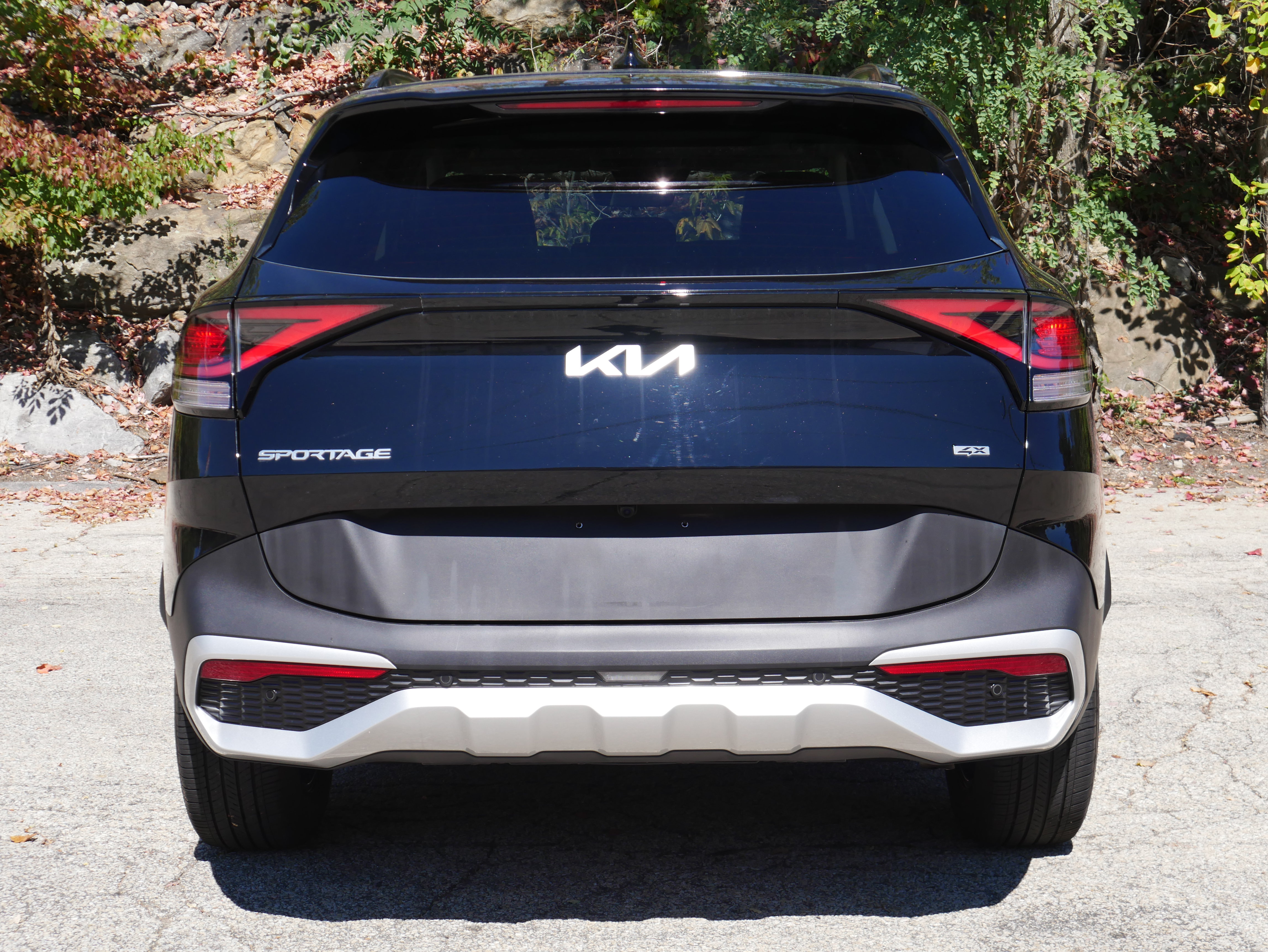 Certified 2025 Kia Sportage EX w/ Premium Package AWD/4WD image 5