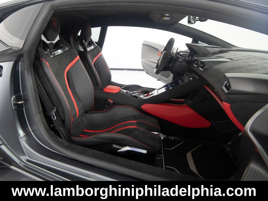 Used 2023 Lamborghini Huracan Tecnica RWD image 38