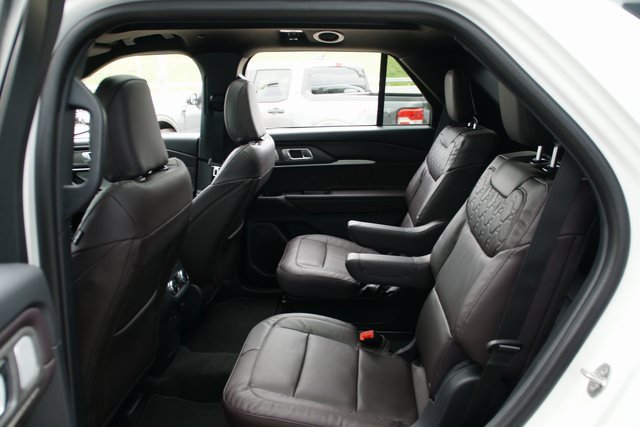 New 2026 Ford Explorer Platinum w/ LUX Leather Package image 33