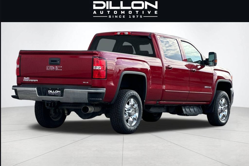 Used 2018 GMC Sierra 2500 SLE w/ SLE Preferred Package AWD/4WD image 4