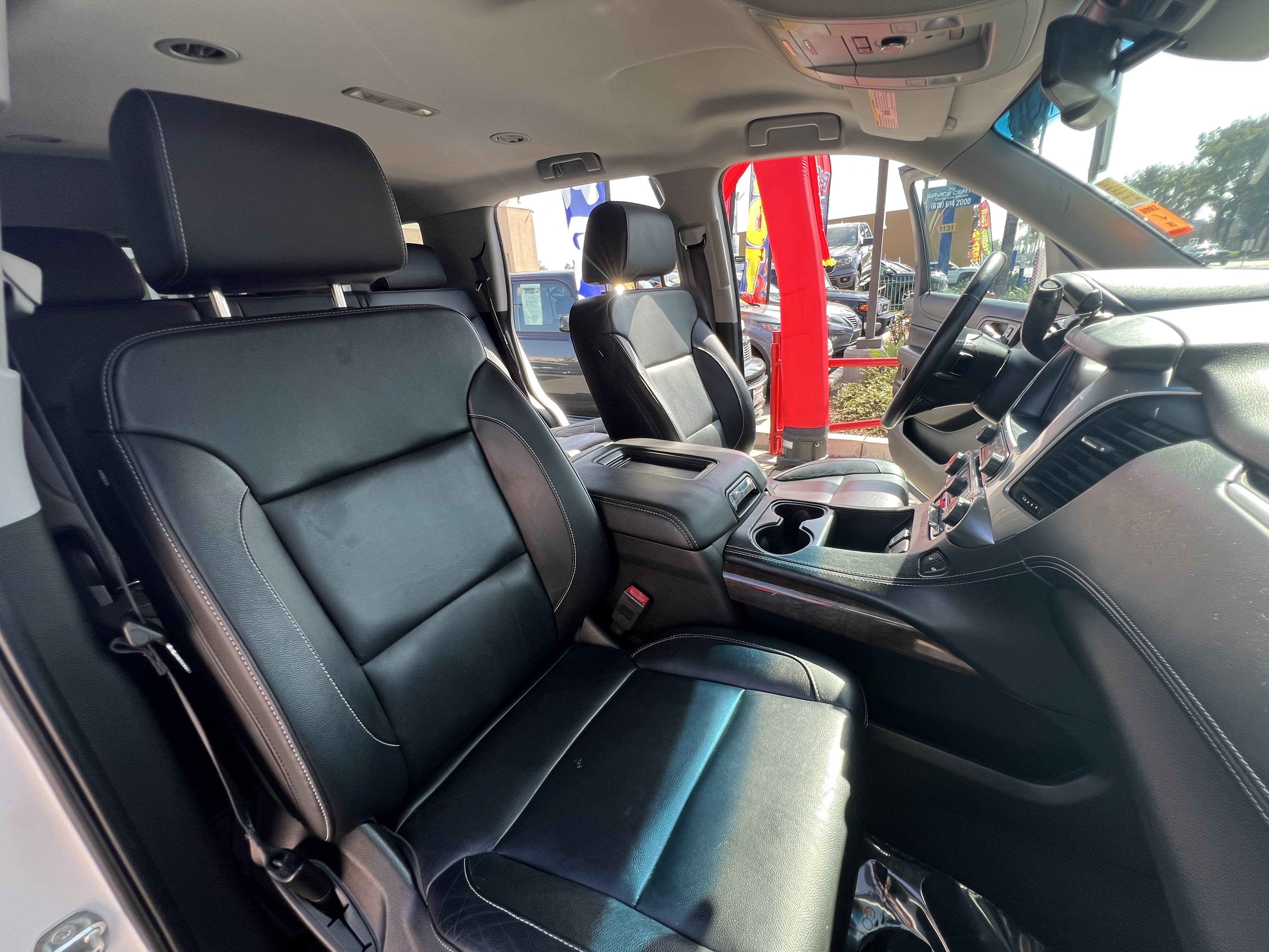 Used 2018 Chevrolet Tahoe LT w/ Luxury Package image 38