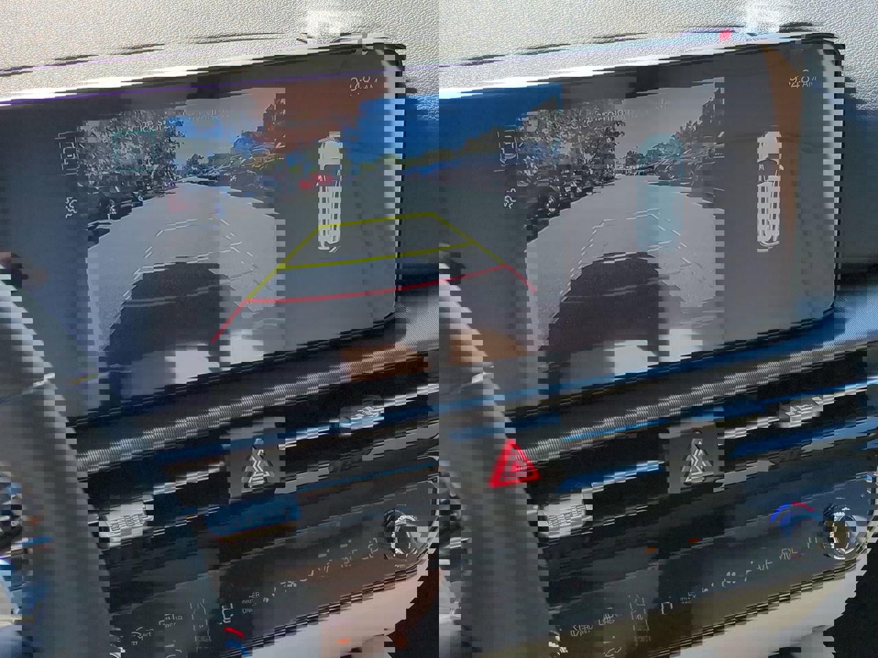 New 2026 Kia Sportage EX w/ EX Panoramic Sunroof Package image 16