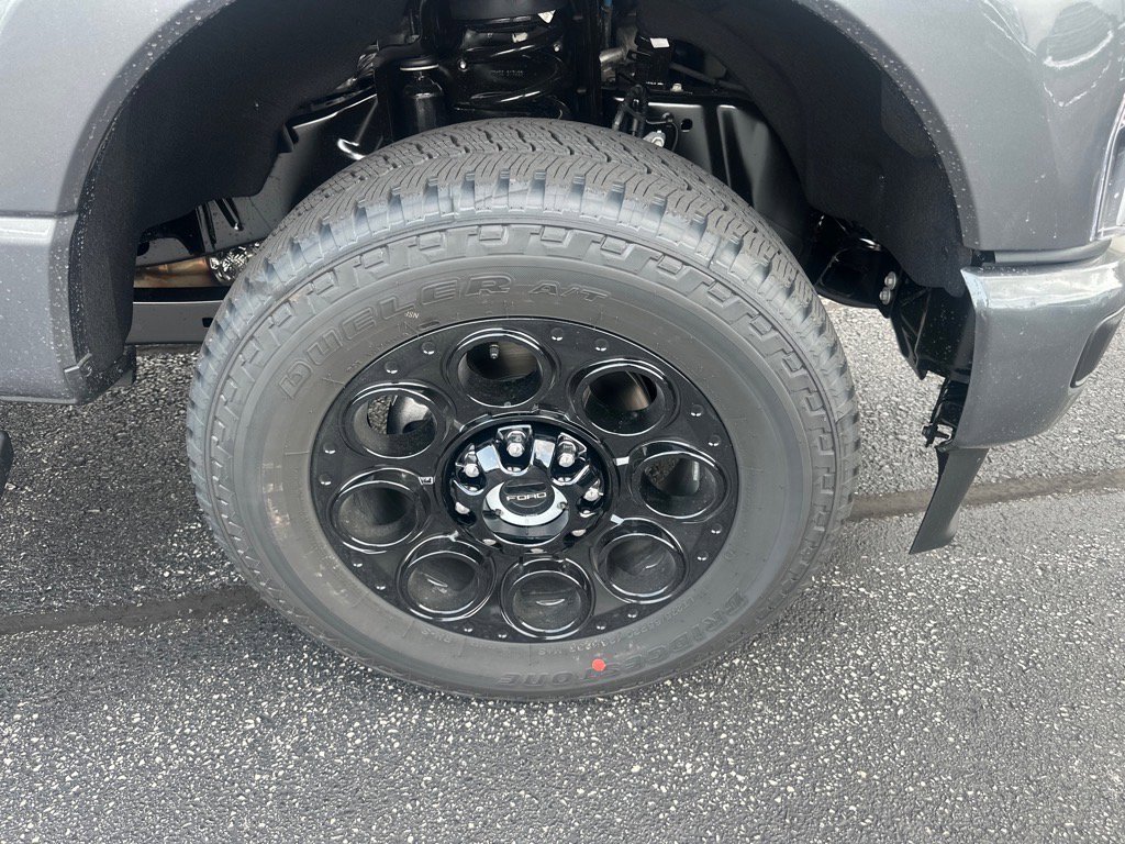 New 2026 Ford F250 Lariat image 4
