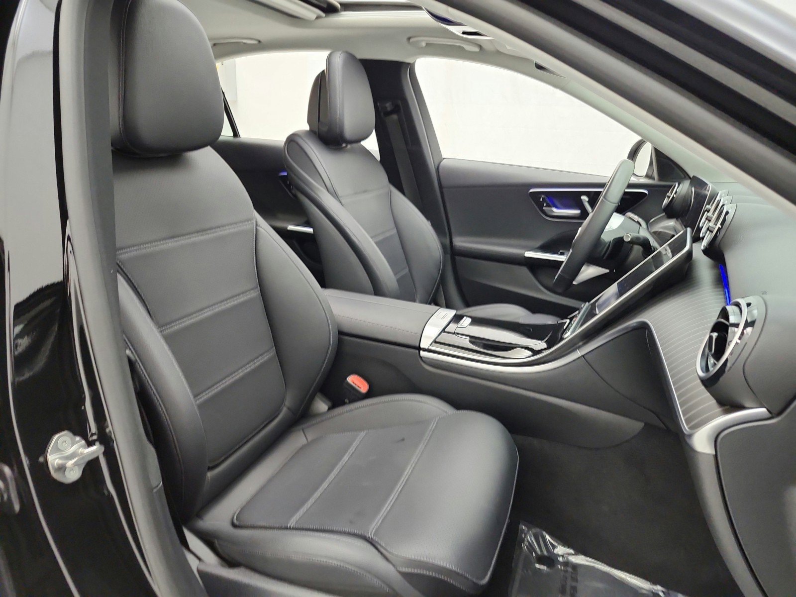 Used 2023 Mercedes-Benz C 300 Sedan image 21