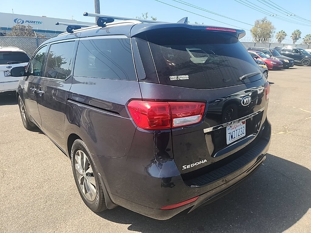 Used 2016 Kia Sedona SX FWD image 11