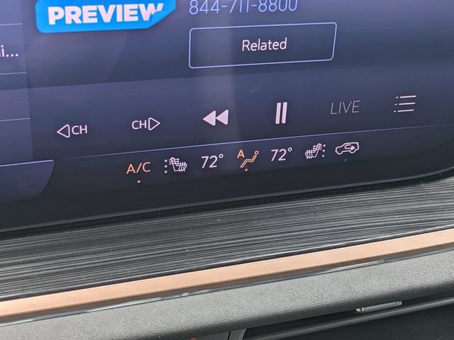 Used 2024 Buick Envision Sport Touring AWD/4WD image 31