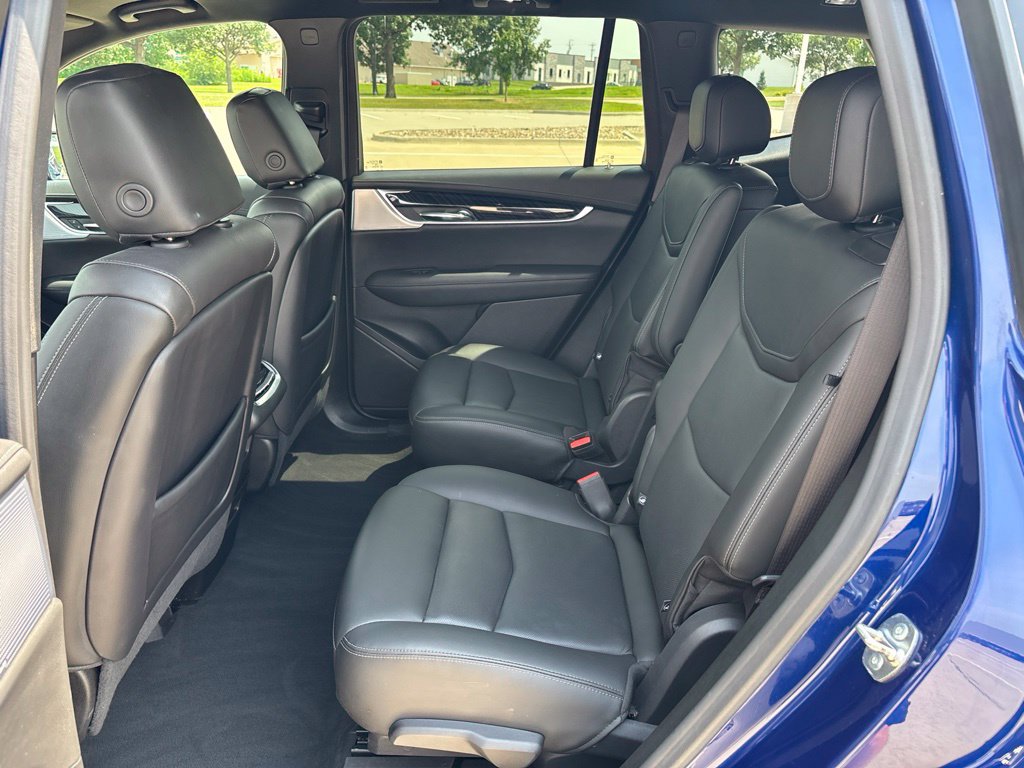 Used 2024 Cadillac XT6 Premium Luxury AWD/4WD image 34