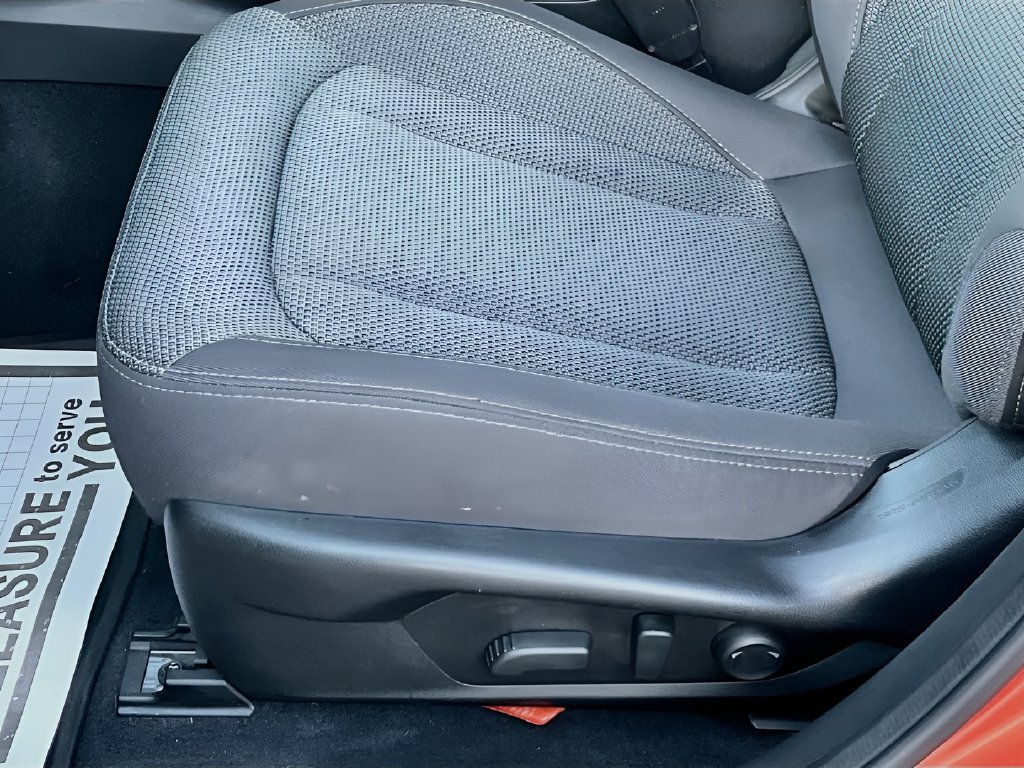Used 2024 Subaru Crosstrek 2.0i Premium AWD/4WD image 18