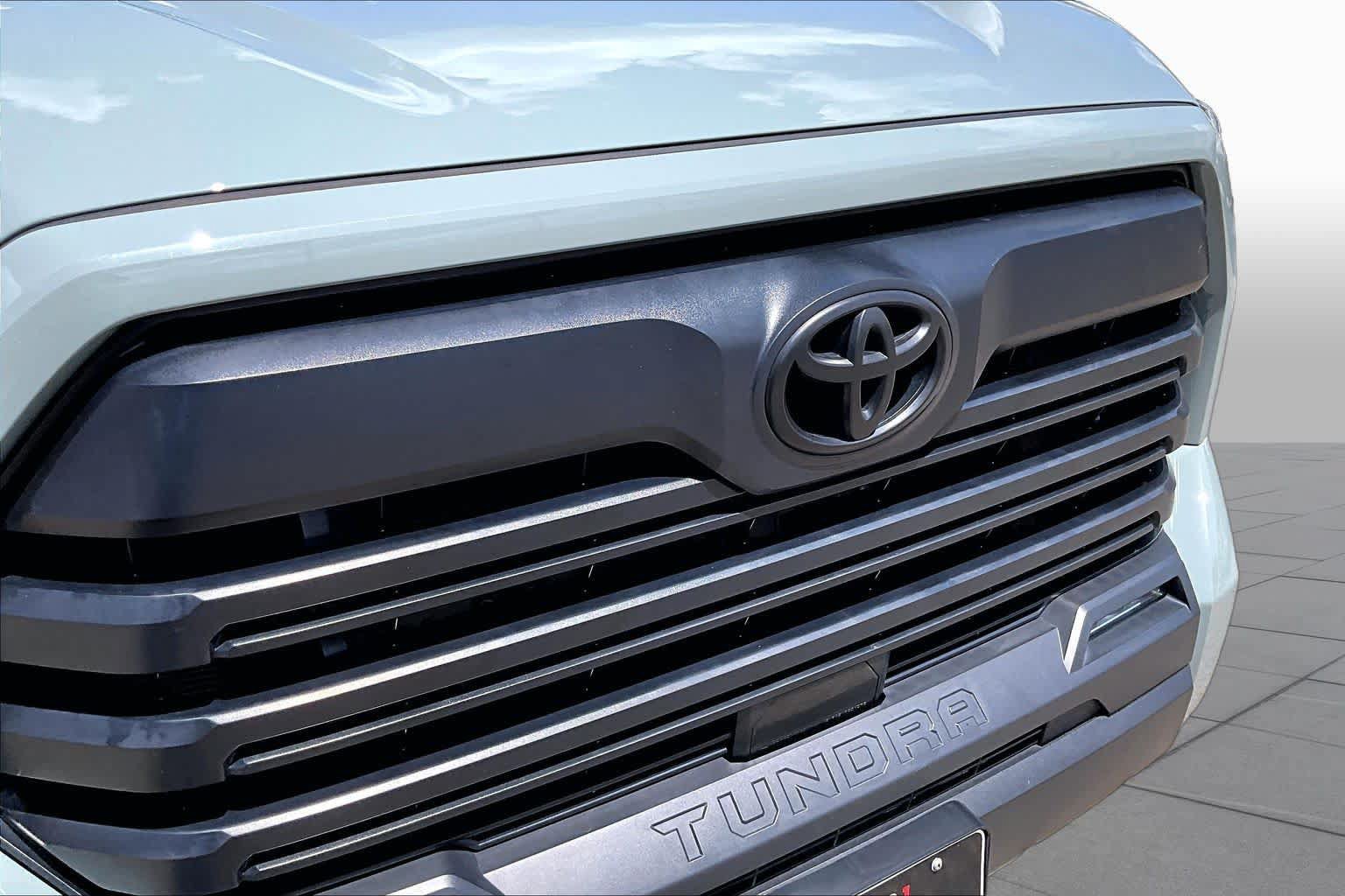 Used 2024 Toyota Tundra SR5 AWD/4WD image 30