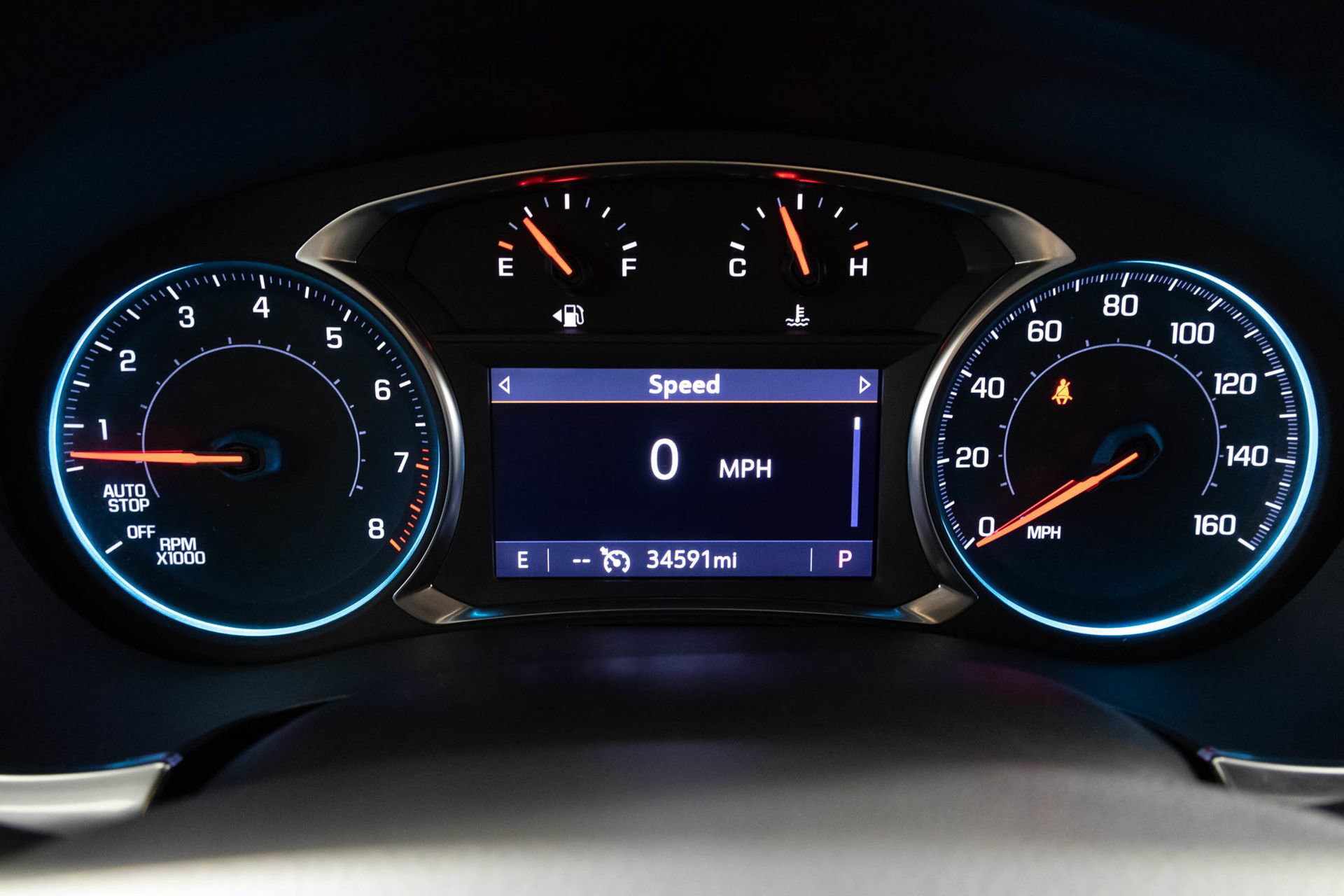 Used 2023 Chevrolet Traverse LT FWD image 25