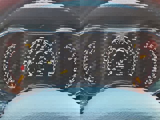 Used 2019 Jeep Grand Cherokee Altitude image 32