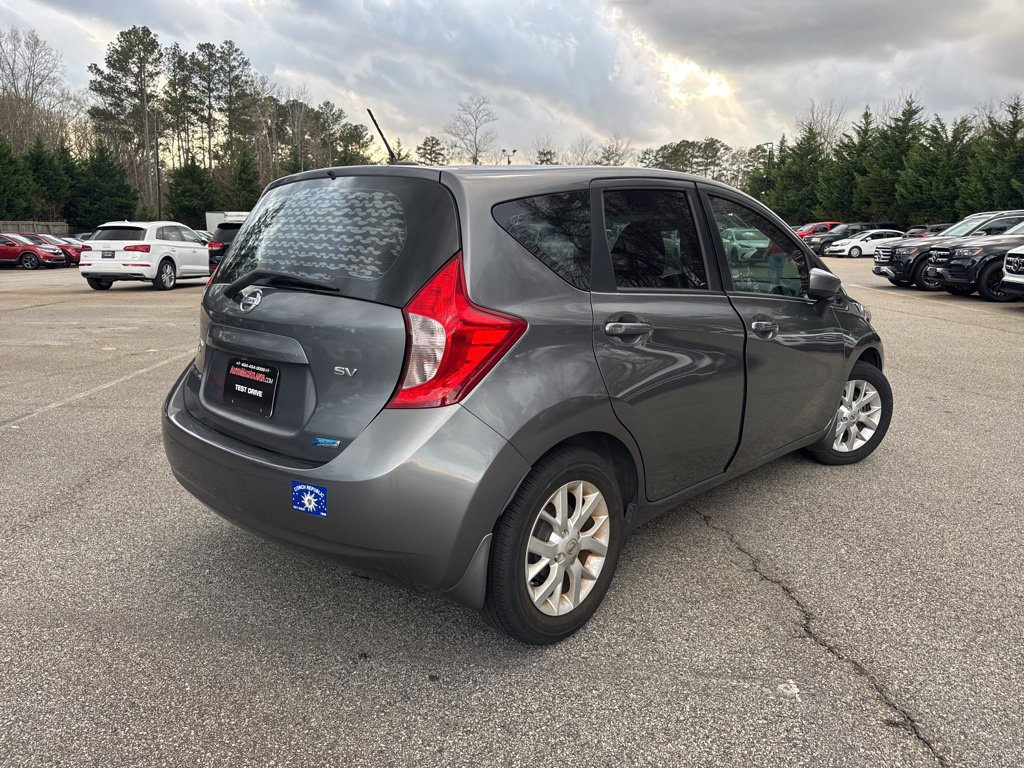 Used 2016 Nissan Versa Note SV w/ SV Appearance Package FWD image 3