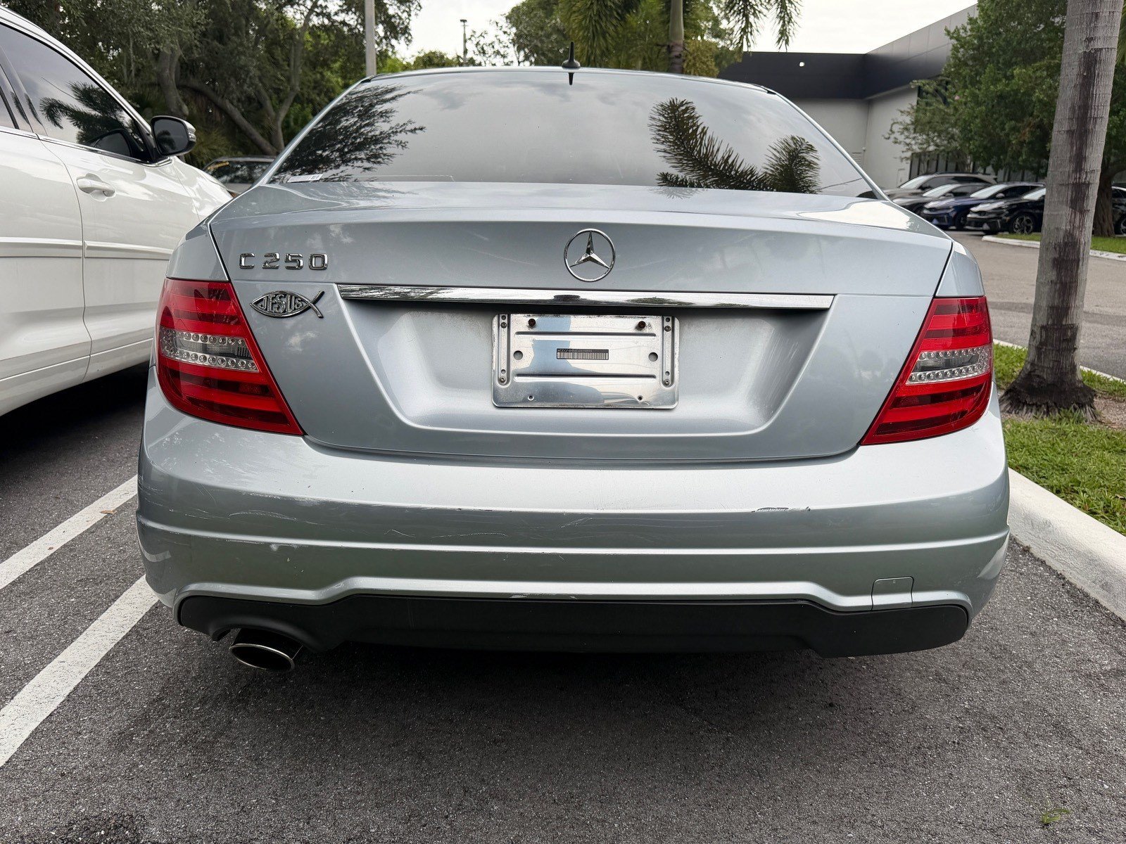 Used 2014 Mercedes-Benz C 250 Sedan image 5