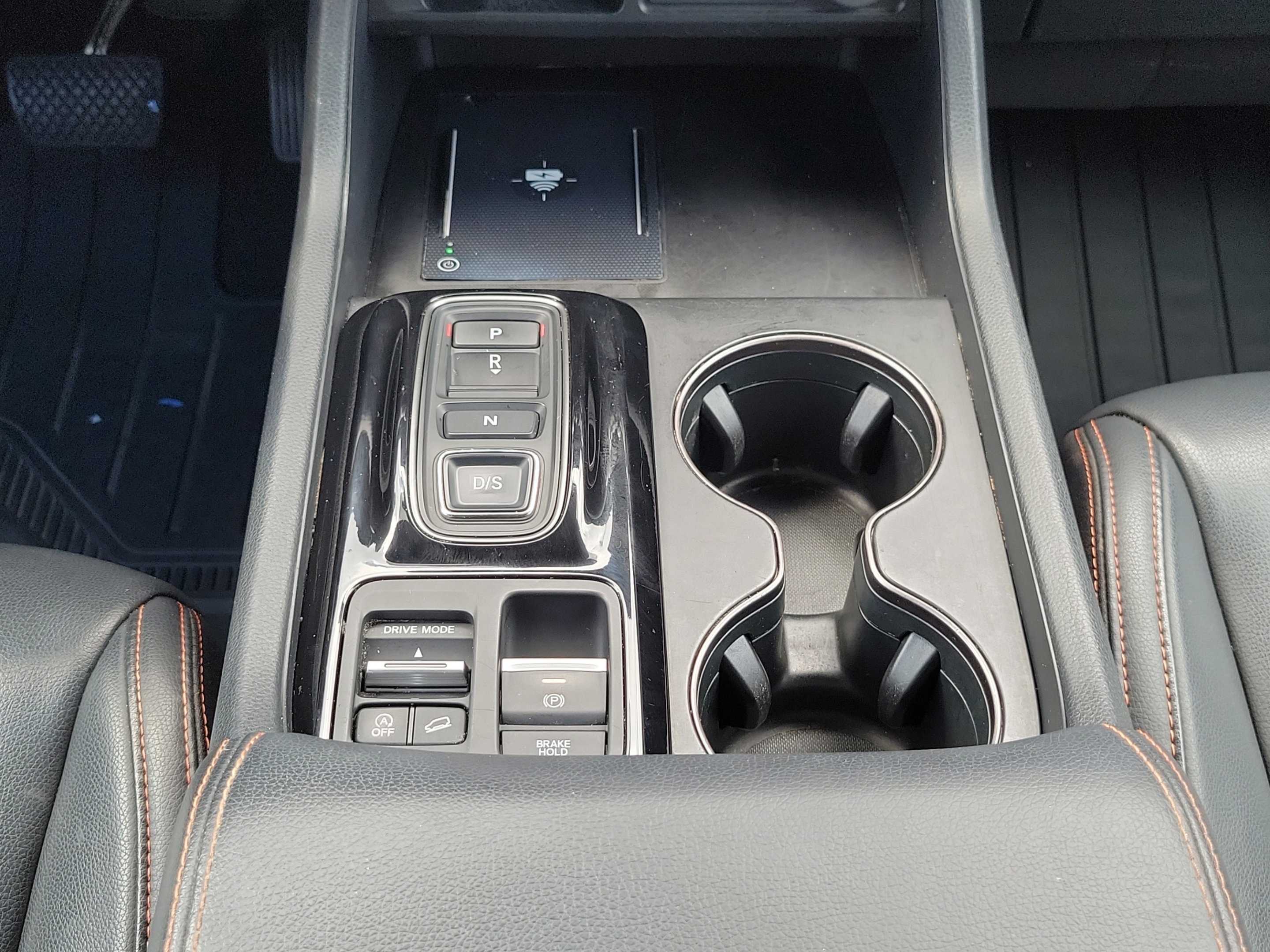 Used 2024 Honda Pilot TrailSport image 16