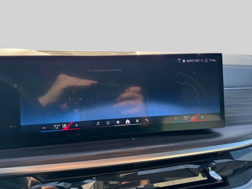 Certified 2024 BMW X7 xDrive40i w/ Premium Package image 13