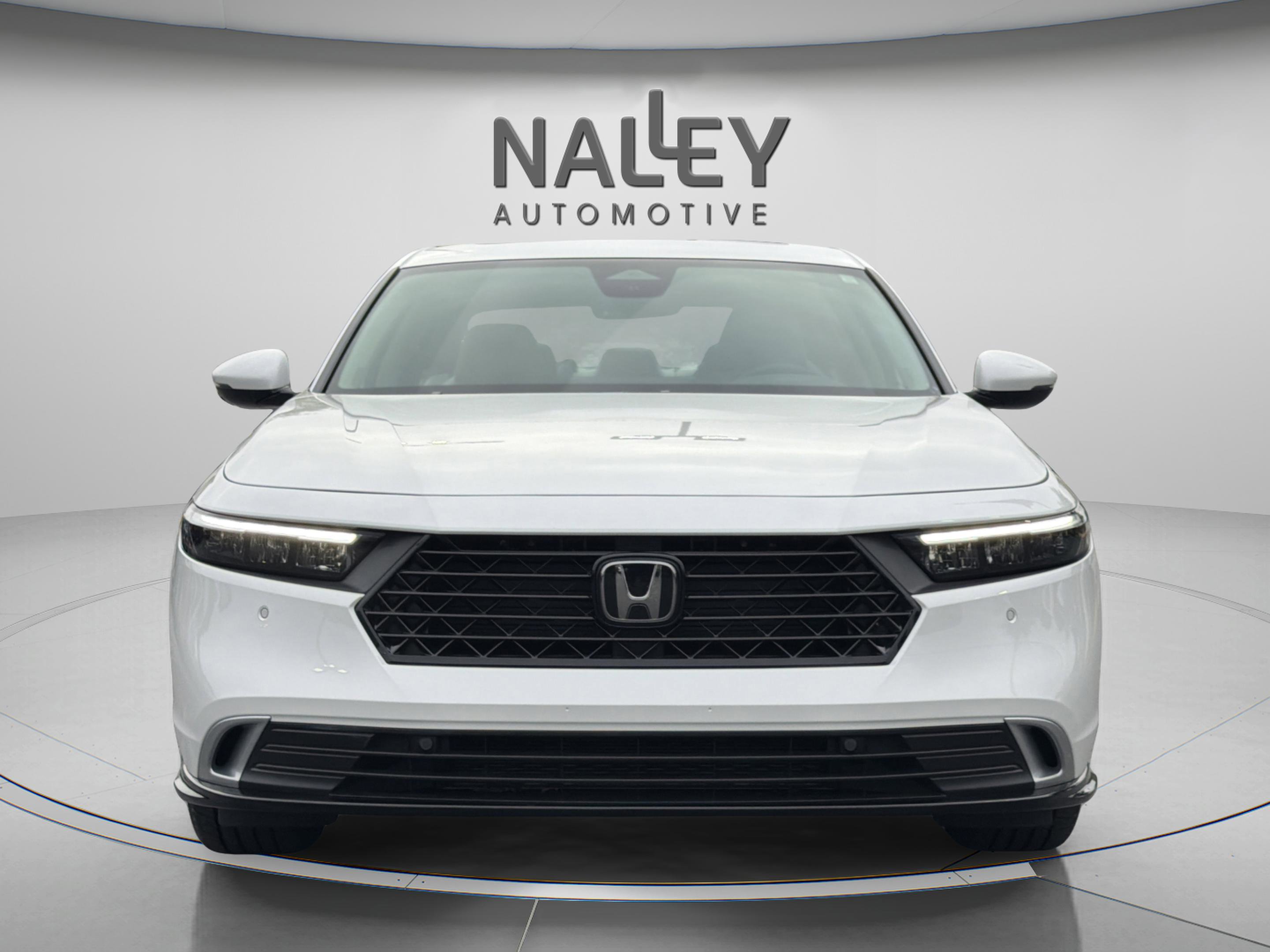 Used 2024 Honda Accord Touring image 8