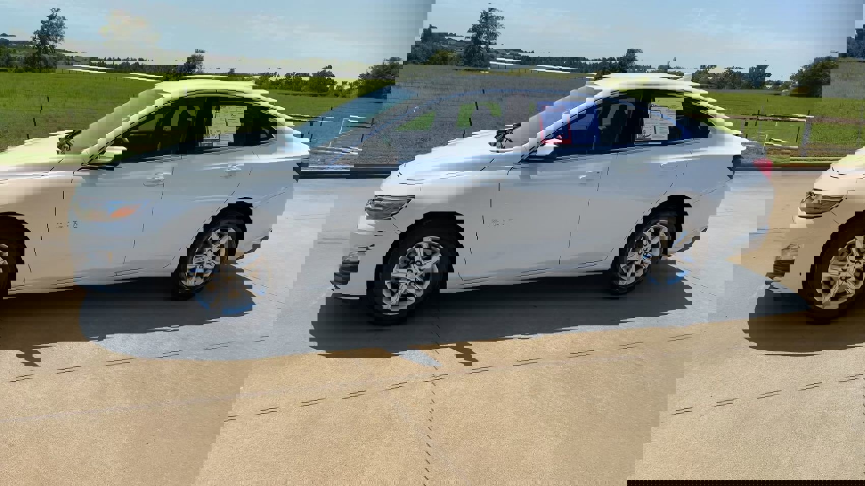 Used 2024 Chevrolet Malibu LT image 6