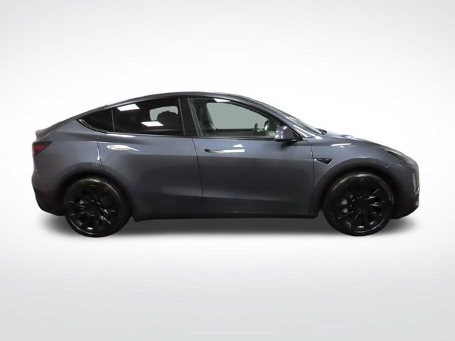 Used 2023 Tesla Model Y Long Range image 7