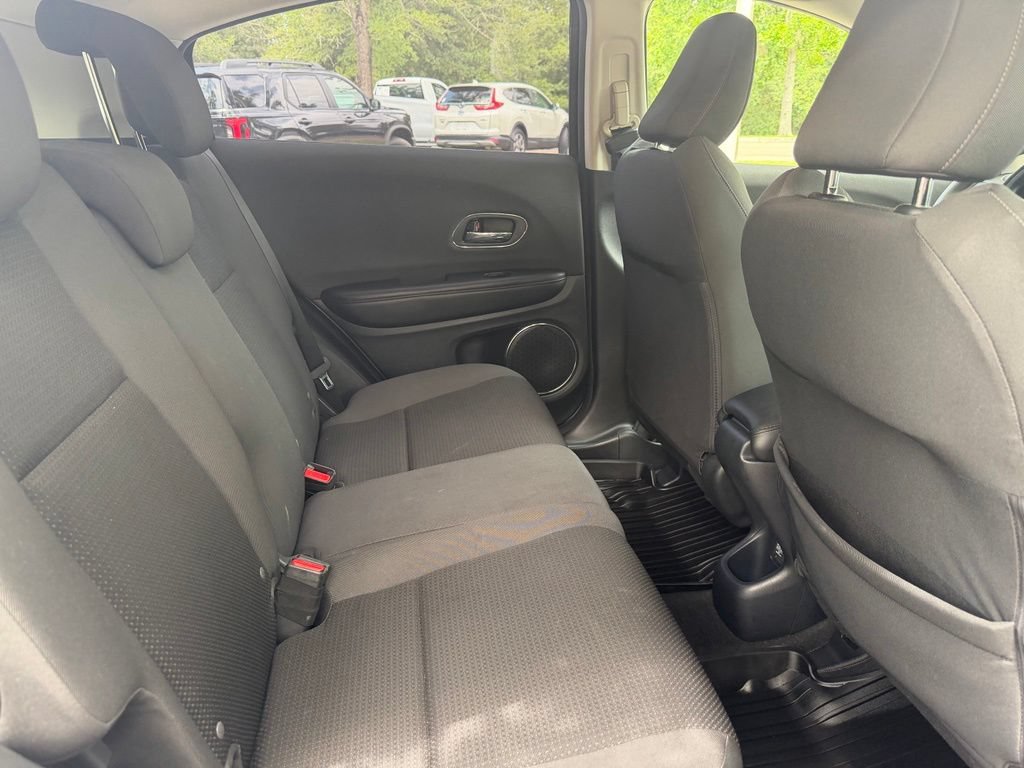 Used 2022 Honda HR-V EX image 8