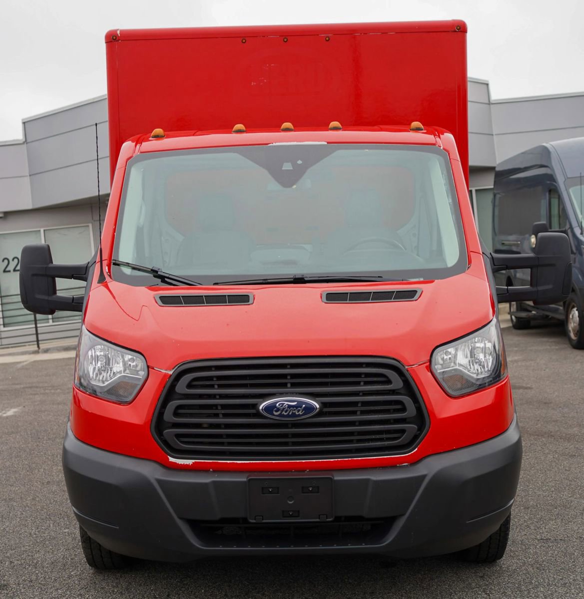 Used 2018 Ford Transit 350 138 DRW image 11