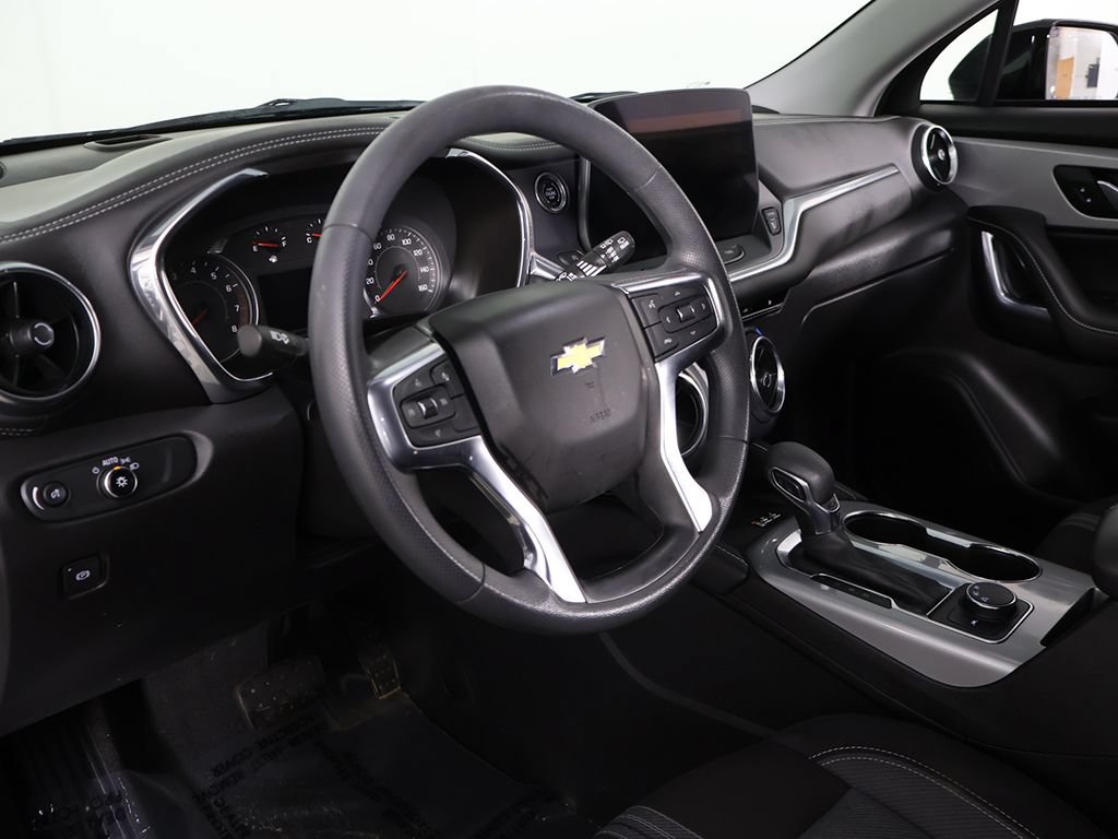 Used 2023 Chevrolet Blazer LT w/ Convenience Package FWD image 24
