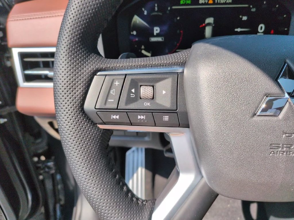 New 2026 Mitsubishi Outlander SEL AWD/4WD image 23