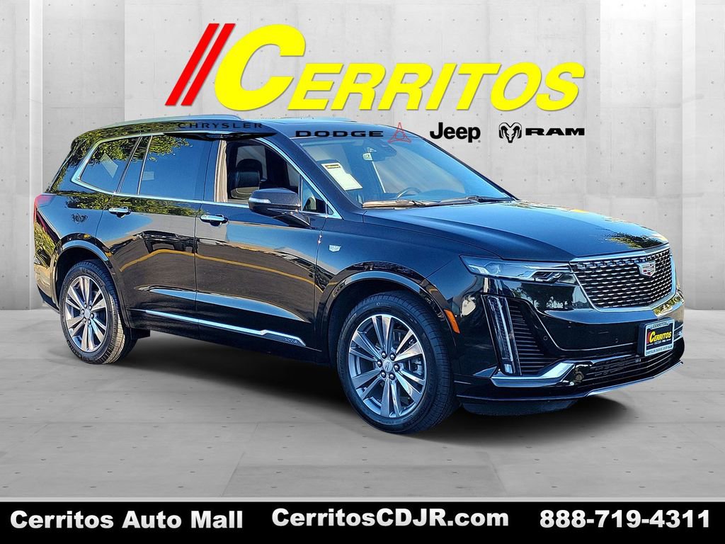 Used 2025 Cadillac XT6 Premium Luxury image 1