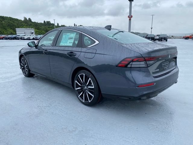 New 2026 Honda Accord Touring image 9