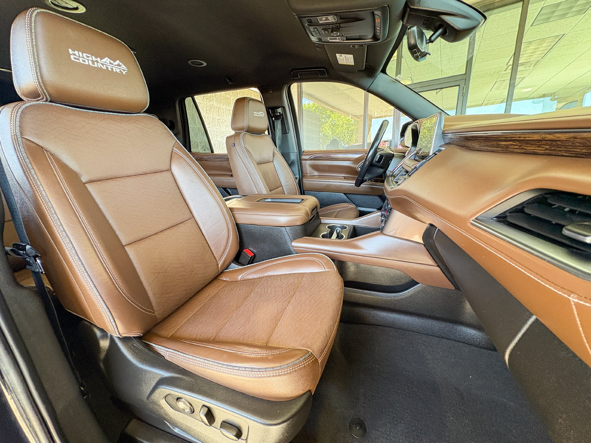 Used 2021 Chevrolet Tahoe High Country RWD image 27
