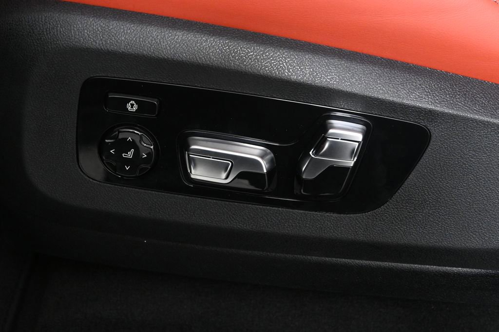 New 2026 BMW X6 M Competition w/ Executive Package AWD/4WD image 28