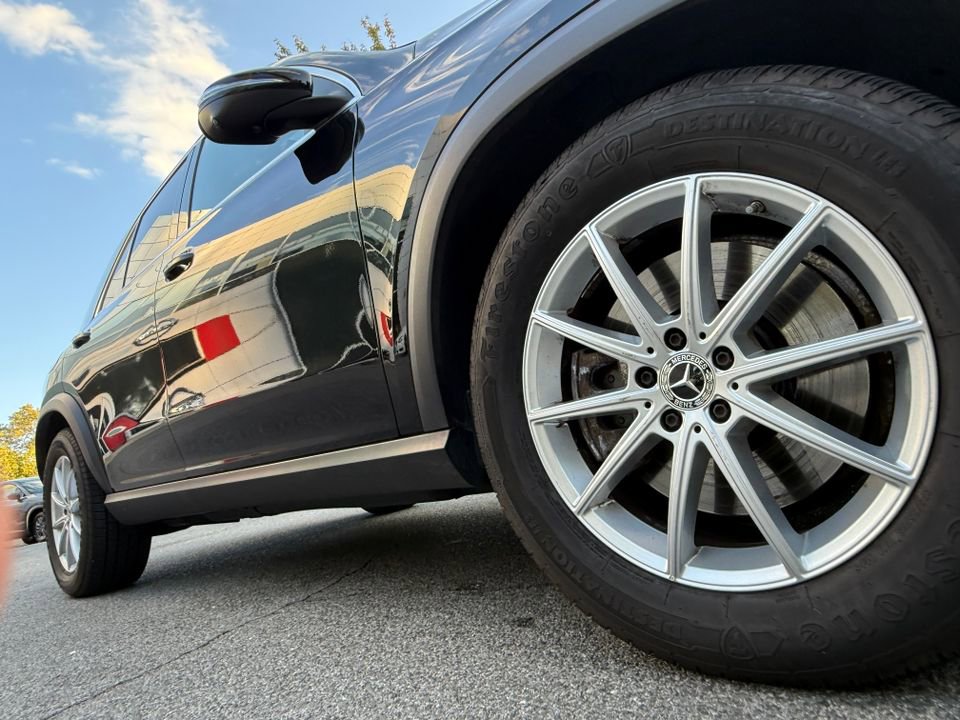 Used 2024 Mercedes-Benz GLE 450e 4MATIC image 9