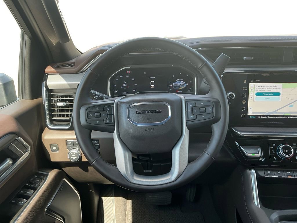 Used 2025 GMC Sierra 2500 Denali w/ Denali Reserve Package AWD/4WD image 18