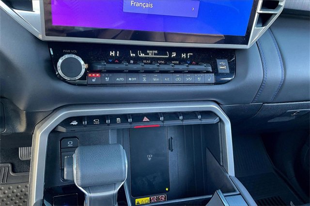 Used 2025 Toyota Sequoia Platinum image 33